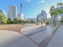 【神奈川県/横浜市西区みなとみらい】ブリリアグランデみなとみらい オーシャンフロントタワー  高島中央公園（現地より約100m）