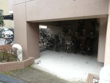 【神奈川県/横浜市西区中央】ナイスアーバン西横浜 駐輪場