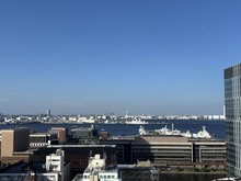【神奈川県/横浜市中区本町】D’グラフォート横浜クルージングタワー 眺望：バルコニーから