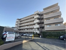 【神奈川県/横浜市神奈川区片倉】ロイヤルシャトー片倉町 外観