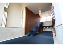 【神奈川県/横浜市西区宮崎町】グランドメゾン伊勢山 C棟 エントランス