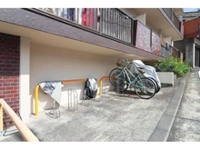 【神奈川県/横浜市中区山手町】山手町マンション 駐輪場