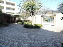 【神奈川県/横浜市南区六ツ川】オーベル横浜南パークビュー 敷地内