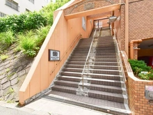【神奈川県/横浜市港北区師岡町】ライオンズマンション大倉山第10 アプローチ