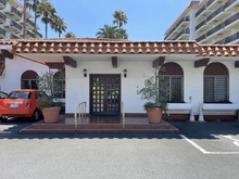 【神奈川県/逗子市小坪】逗子マリーナ厚生用建物 5号棟 エントランス