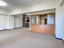 【神奈川県/逗子市小坪】逗子マリーナ厚生用建物 5号棟 リビング・ダイニング