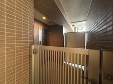 【神奈川県/平塚市松風町】ミオカステーロ湘南松風 ポーチ