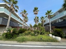 【神奈川県/藤沢市辻堂東海岸】レ・ジェイド辻堂東海岸　 SEA-SIDE VILLA 敷地内