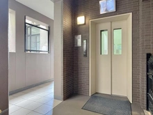 【神奈川県/茅ヶ崎市本村】レクセルマンション茅ヶ崎 エレベーターホール