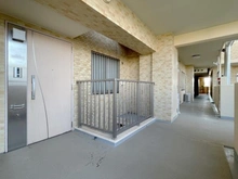 【神奈川県/藤沢市片瀬海岸】グランシティ湘南海岸マリナージュスクエア 玄関