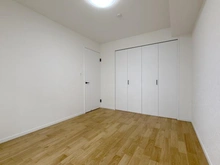 【神奈川県/茅ヶ崎市香川】ライトタウン茅ヶ崎 4号棟 洋室