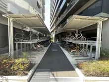 【神奈川県/藤沢市鵠沼橘】プレディア鵠沼橘ローレルコート 駐輪場