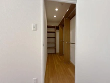 【神奈川県/平塚市菫平】パレ平塚すみれ平壱番館 納戸