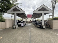 【神奈川県/藤沢市善行坂】パレスヒルズ石名坂 駐輪場・バイク置場:自転車:月200円
バイク:月500円