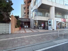 【神奈川県/茅ヶ崎市十間坂】ライオンズプラザ茅ヶ崎 アプローチ