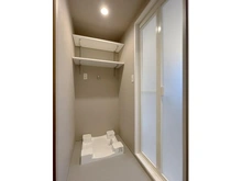 【神奈川県/藤沢市大庭】湘南西部住宅 2-21号棟 洗濯機置場