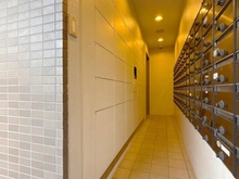 【神奈川県/茅ヶ崎市甘沼】オクトス湘南茅ヶ崎グランドヒル 宅配BOX