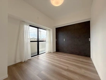 【神奈川県/平塚市西真土】ナイスアーバン平塚総合公園 洋室