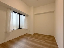 【神奈川県/平塚市西真土】ナイスアーバン平塚総合公園 洋室