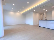 【神奈川県/藤沢市鵠沼海岸】クリオ鵠沼海岸グランロワ リビング・ダイニング