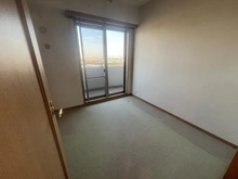 【神奈川県/茅ヶ崎市西久保】グランドビュー茅ヶ崎 洋室：4.1帖