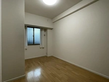 【神奈川県/平塚市袖ケ浜】オハナ平塚袖ヶ浜 洋室：約5.8帖