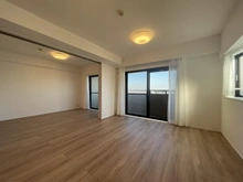 【神奈川県/大和市大和東】クリオ大和参番館 リビング・ダイニング：奥：洋室