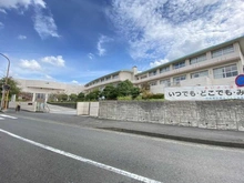 【神奈川県/藤沢市藤が岡】エアヒルズ藤沢 藤沢市立藤ヶ岡中学校（現地より約700m）：