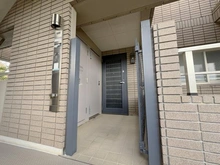 【神奈川県/鎌倉市由比ガ浜】グランヴェール鎌倉由比ガ浜 玄関