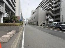 【神奈川県/藤沢市湘南台】東急ドエル・アルス湘南台アネックス 前面道路