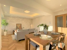 【神奈川県/藤沢市片瀬海岸】藤和江ノ島ホームステージI リビング・ダイニング