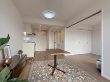 【神奈川県/茅ヶ崎市柳島】茅ヶ崎ガーデンハウス LDK：奥：洋室