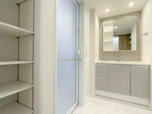 【神奈川県/藤沢市大鋸】グランシティユーロコート藤沢 洗面室