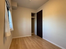 【神奈川県/藤沢市城南】クリオ藤沢伍番館 洋室：約3.9帖