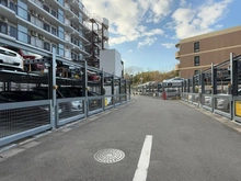 【神奈川県/藤沢市城南】クリオ藤沢伍番館 駐車場