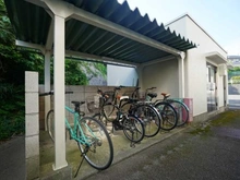 【神奈川県/鎌倉市腰越】ヴァンヴェール鎌倉 駐輪場