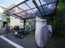 【神奈川県/鎌倉市腰越】ヴァンヴェール鎌倉 バイク置場