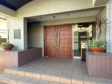 【神奈川県/茅ヶ崎市ひばりが丘】コスモ茅ヶ崎ベルセーヌ エントランス