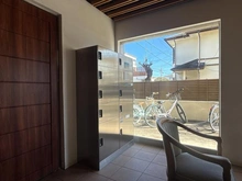 【神奈川県/茅ヶ崎市ひばりが丘】コスモ茅ヶ崎ベルセーヌ 宅配BOX