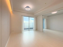 【神奈川県/平塚市明石町】グリーンコート平塚コンサイト リビング・ダイニング