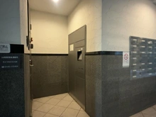 【神奈川県/藤沢市湘南台】D’クラディア湘南台 メールボックス・宅配ボックス