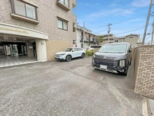 【神奈川県/藤沢市片瀬海岸】ライオンズマンション片瀬江ノ島第2 駐車場