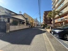 【神奈川県/平塚市見附町】ダイアパレス湘南平塚 前面道路