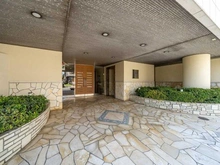 【神奈川県/藤沢市片瀬海岸】ヴィルヌーブ片瀬江ノ島マリンテラス エントランス