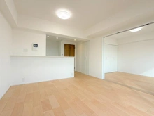 【神奈川県/平塚市代官町】湘南平塚スカイマンション リビング・ダイニング