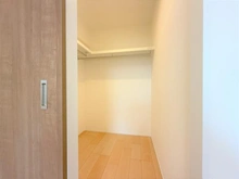 【神奈川県/平塚市代官町】湘南平塚スカイマンション ウォークインクローゼット