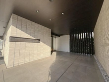 【神奈川県/茅ヶ崎市赤松町】プライム湘南辻堂リーフィアレジデンス アプローチ