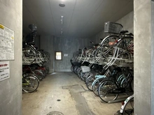 【神奈川県/平塚市見附町】レクセルマンション平塚見附町 駐輪場