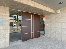 【神奈川県/平塚市幸町】パテラスクエア平塚 アプローチ