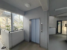 【神奈川県/藤沢市石川】サンハロー湘南台 エレベーターホール